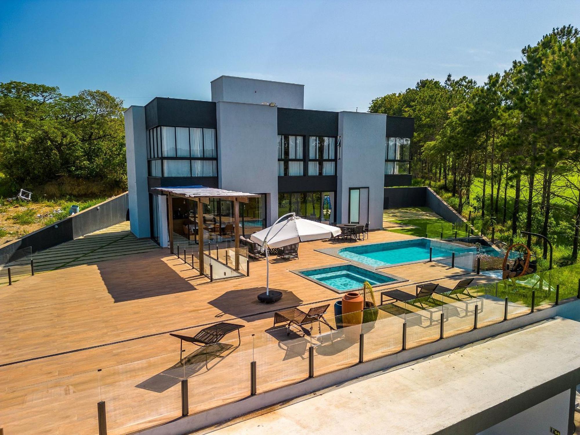 Pousada Com Piscina, Jacuzzi E Com Vista Em Capitolio - Casa Decore Exterior foto
